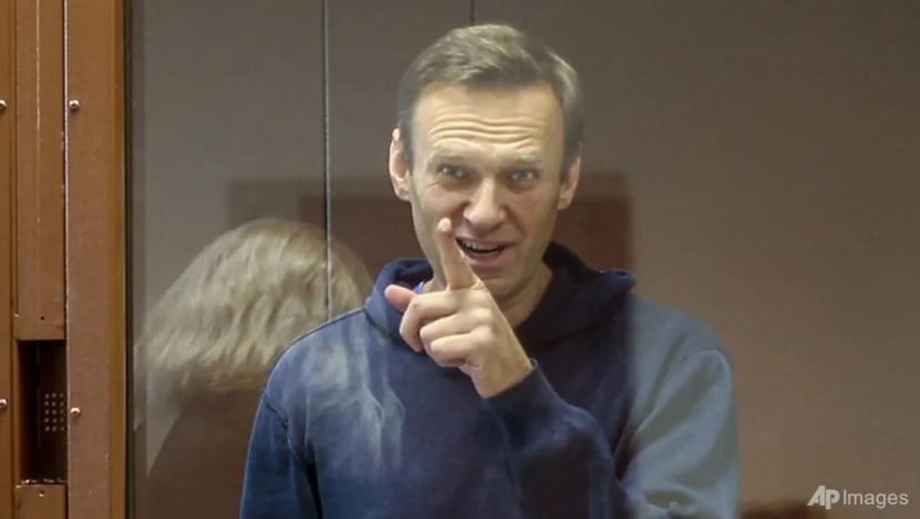 Russian opposition leader Navalny to end prison hunger strike on 24th day Russian opposition leader Navalny to end prison hunger strike on 24th day