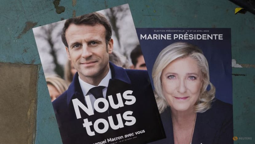 France's Macron and Le Pen head for cliffhanger Apr 24 election runoff France's Macron and Le Pen head for cliffhanger Apr 24 election runoff