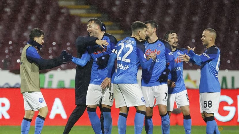 Napoli ease to 2-0 win at Salernitana Napoli ease to 2-0 win at Salernitana
