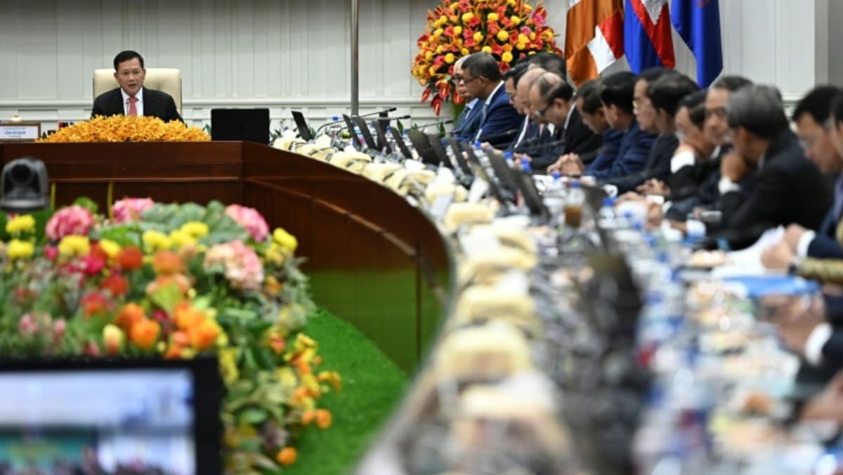 Cambodia’s new PM pledges ambitious growth, but offers few details