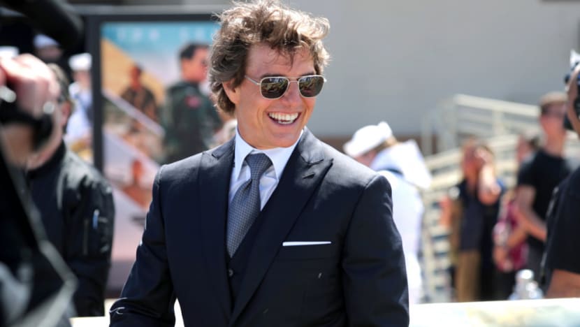 Tom Cruise Is A Big Fan Of Queen Elizabeth: "I Admire Her Devotion" Tom Cruise Is A Big Fan Of Queen Elizabeth: "I Admire Her Devotion"