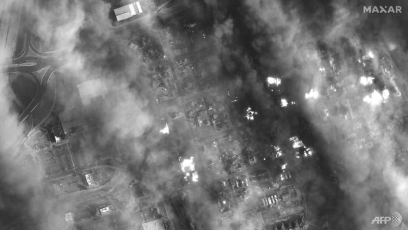 Colorado wildfire took hold 'in blink of an eye': Governor Colorado wildfire took hold 'in blink of an eye': Governor