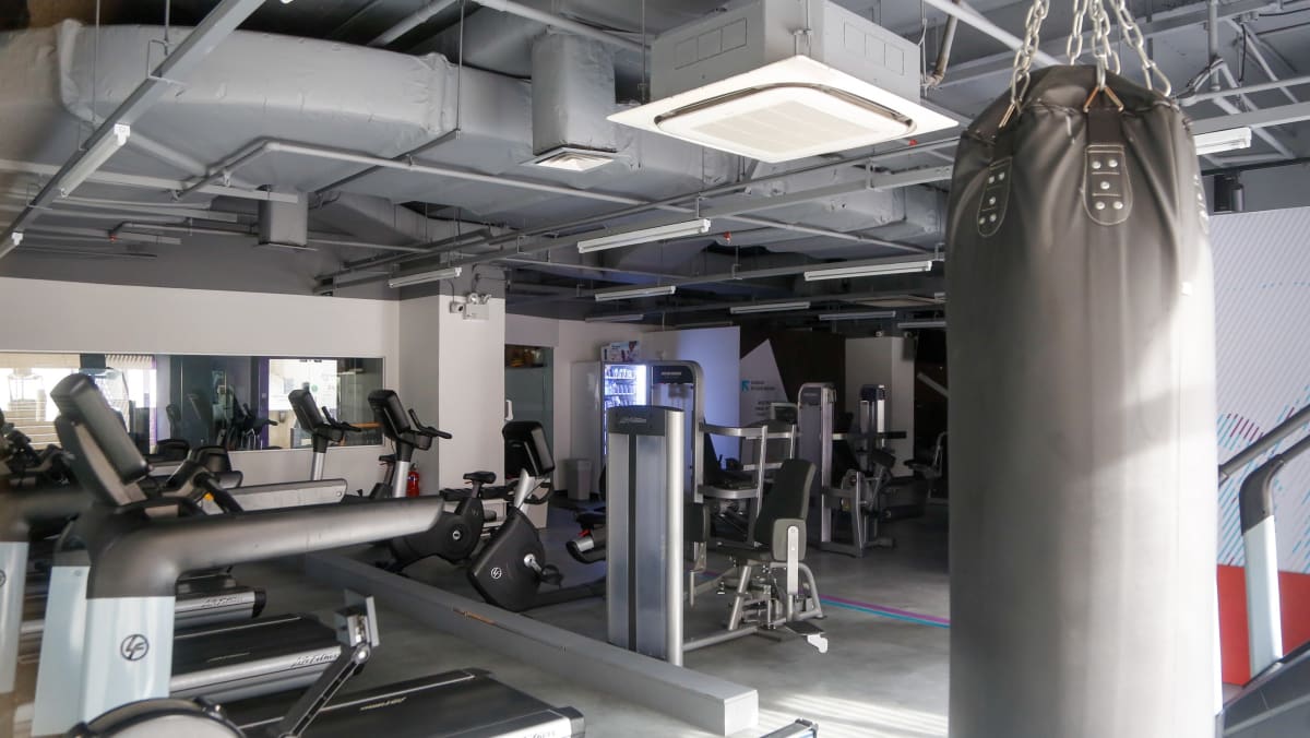 Step up enforcement of safe management measures in gyms to prevent more