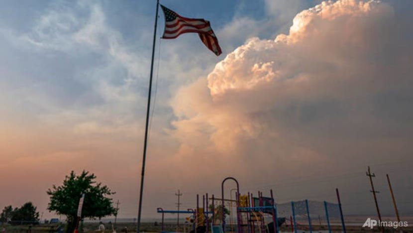 Wildfires torch homes, land across 10 states in US West Wildfires torch homes, land across 10 states in US West