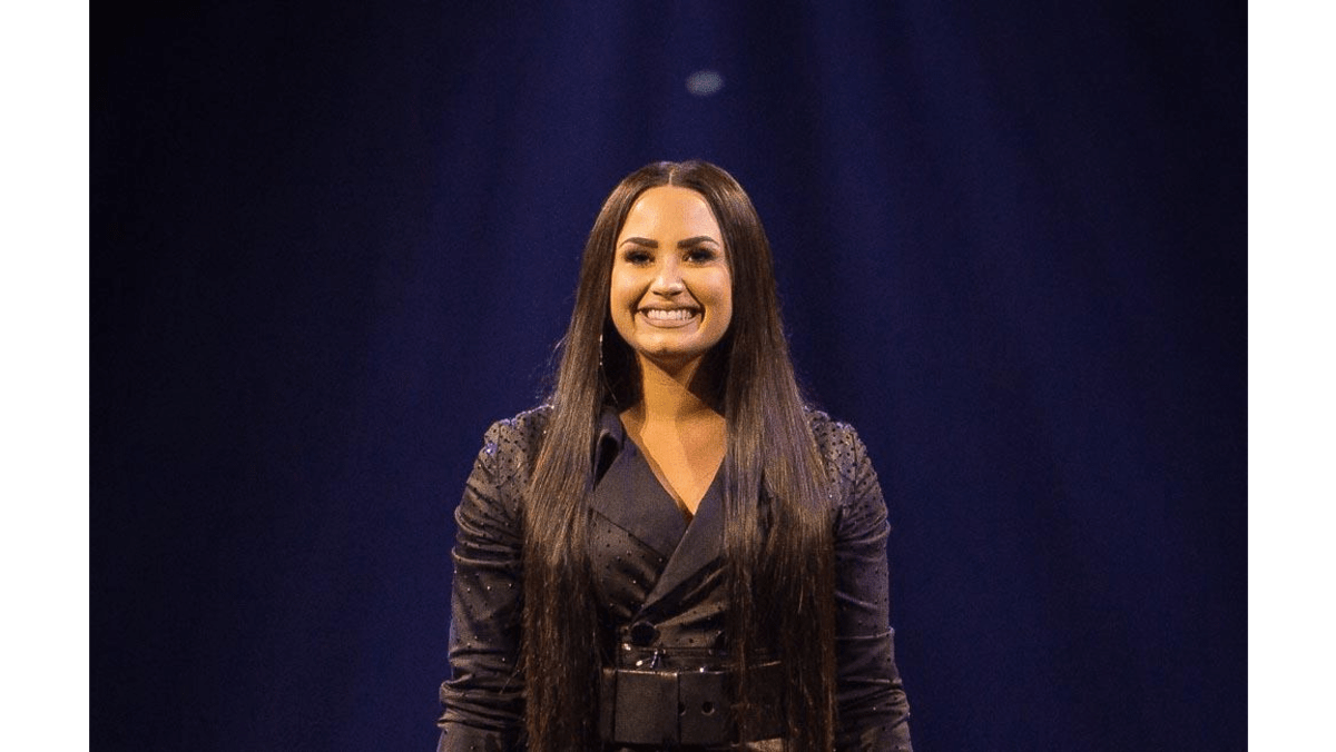 Demi Lovato To Sing National Anthem At Super Bowl 8days demi-lovato-to-sing-national-anthem-at-super-bowl-8days
