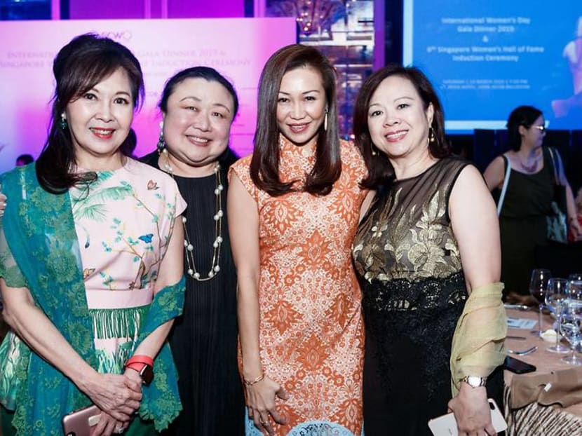 Who are the Singaporean bankers empowering female leaders in finance?