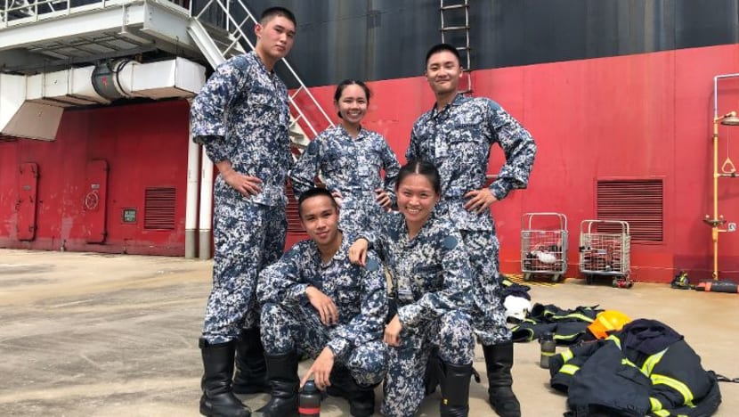 Akmal Rostam ditauliah jadi Leftenan Muda RSN u0026 Komander Platun 