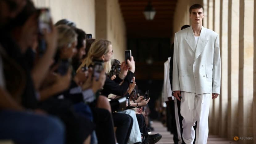Pharrell Williams makes his debut as Louis Vuitton's menswear creative  director at Paris Men's Fashion Week - CNA Lifestyle