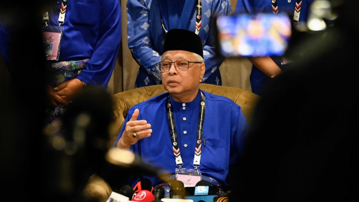Perdana Menteri Malaysia menyatakan 18 November sebagai hari libur umum karena pemungutan suara