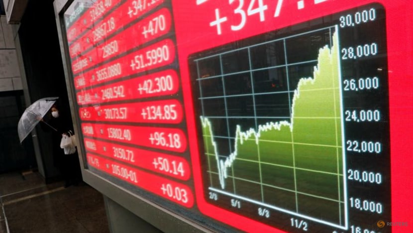 Asia stocks advance as investors weigh impact of hawkish central banks Asia stocks advance as investors weigh impact of hawkish central banks