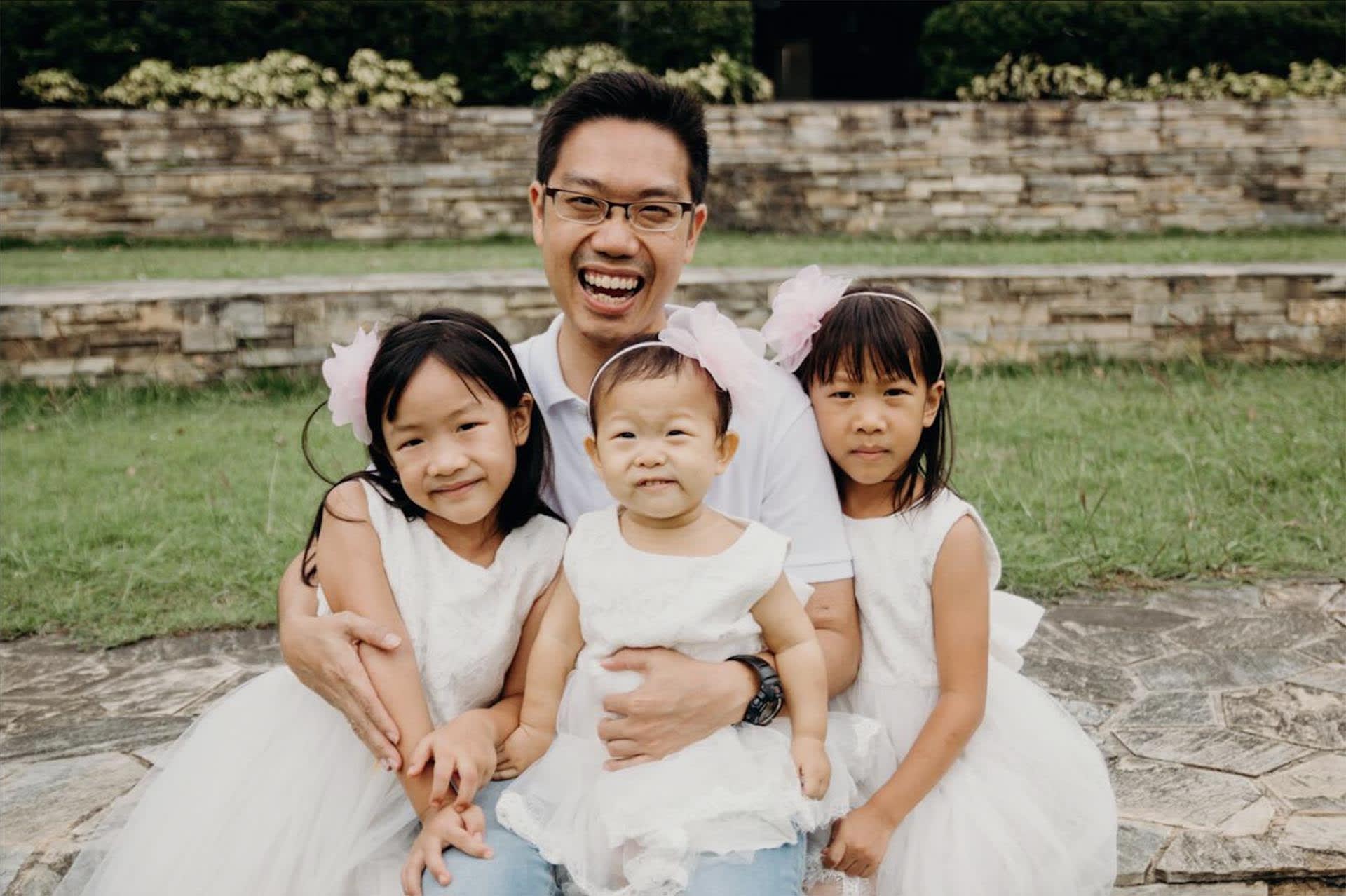 Battling Kidney Failure & Other Illnesses Made This S’porean Dad Decide He Would Homeschool His 3 Kids Battling Kidney Failure & Other Illnesses Made This S’porean Dad Decide He Would Homeschool His 3 Kids