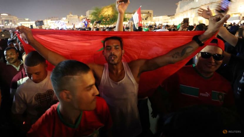 ANALYSIS-Moroccan supporters spur team into last 16 at World Cup ANALYSIS-Moroccan supporters spur team into last 16 at World Cup