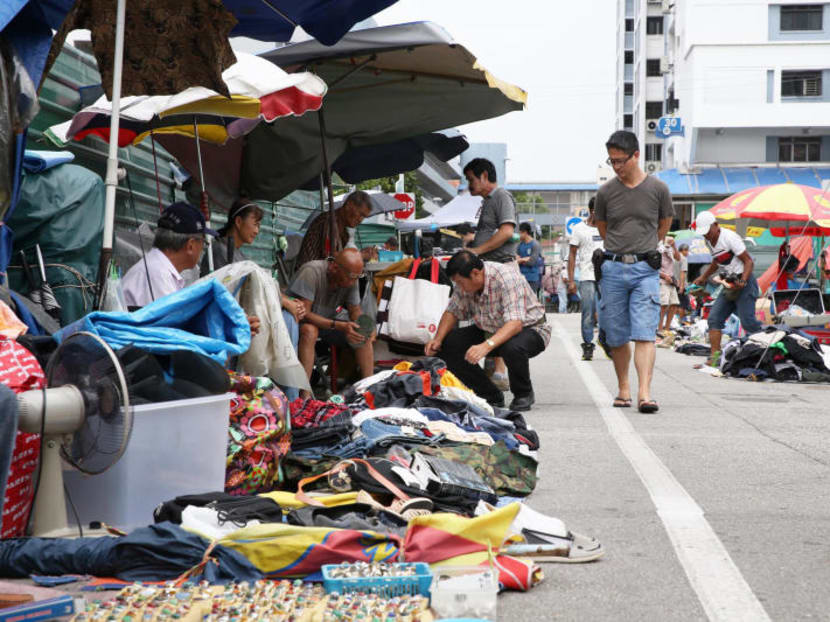 Flea outlet market singapore