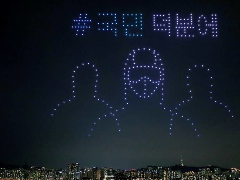 Hundreds of drones light up Seoul night sky with coronavirus advice Hundreds of drones light up Seoul night sky with coronavirus advice