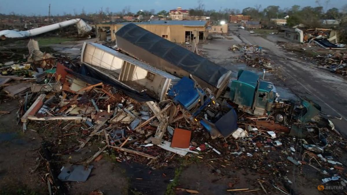 Lebih dari dua lusin orang tewas setelah tornado melanda Mississippi