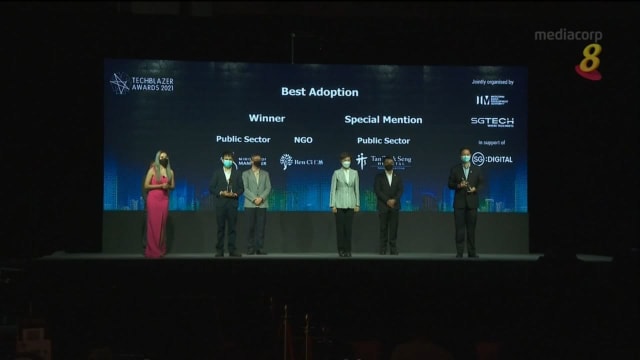 十机构和四组学生团队获颁新加坡数码奖
