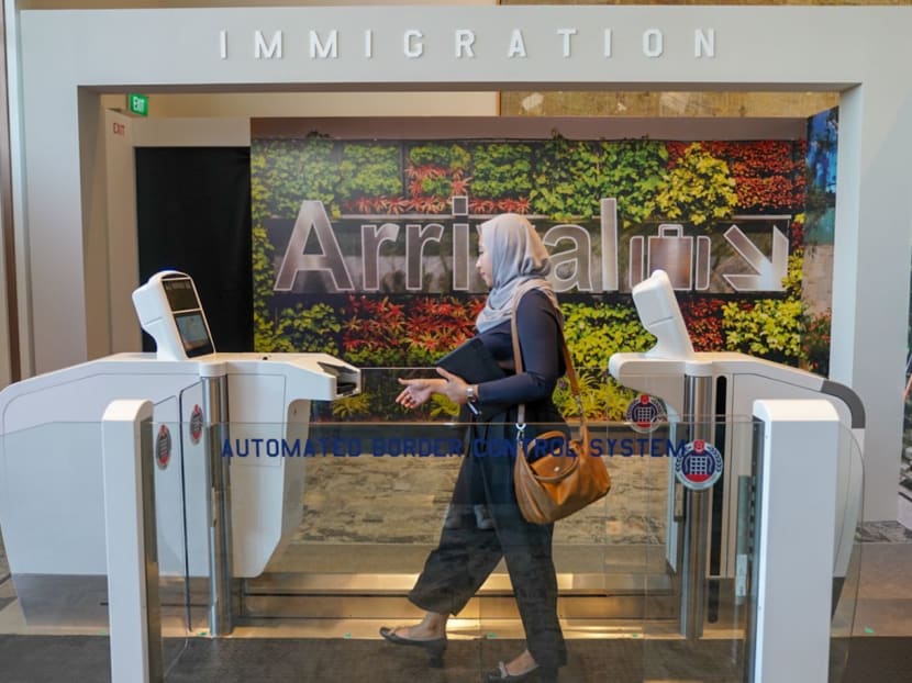 Demonstration of a prototype of the Automated Border Control System, which will enable contactless immigration clearance from 2022.