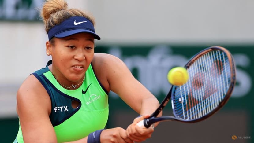 Osaka knocked out in French Open first round by Anisimova Osaka knocked out in French Open first round by Anisimova