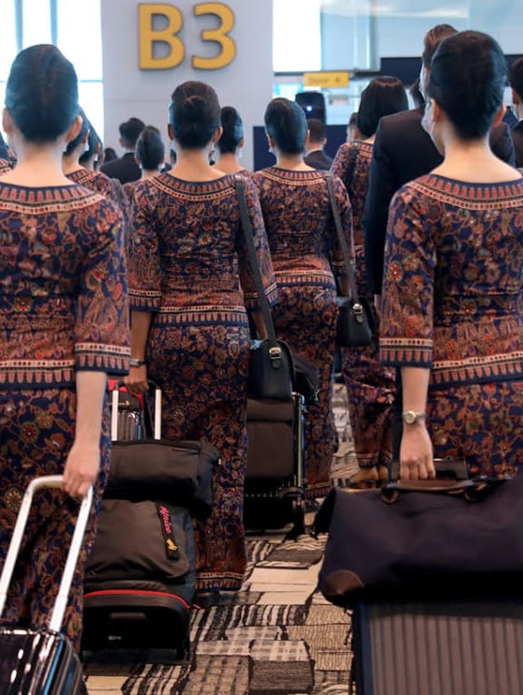 singapore airlines travel pregnant