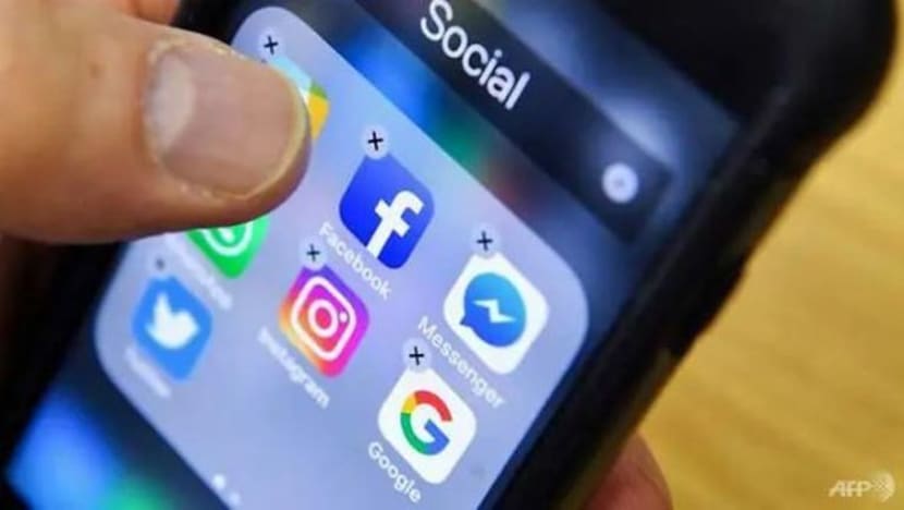 Indonesia sedia sekat Facebook, Google, WhatsApp jika tidak berdaftar dengan kementerian