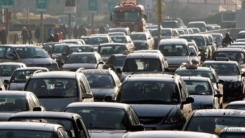 Do or die? Study gives crash course in driverless ethics Do or die? Study gives crash course in driverless ethics