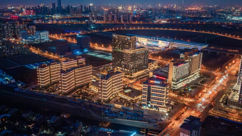 3._perennial_tianjin_south_hsr_international_healthcare_and_business_city_night_shot.jpg