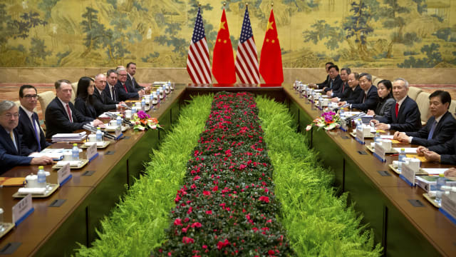 中国坚持美国解除所有关税措施 须纳入第一阶段贸易协议