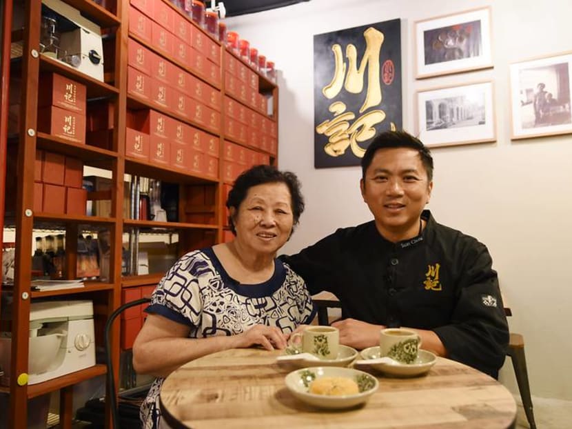 Hainanese mooncakes may be disappearing but this family is fighting to save them Hainanese mooncakes may be disappearing but this family is fighting to save them