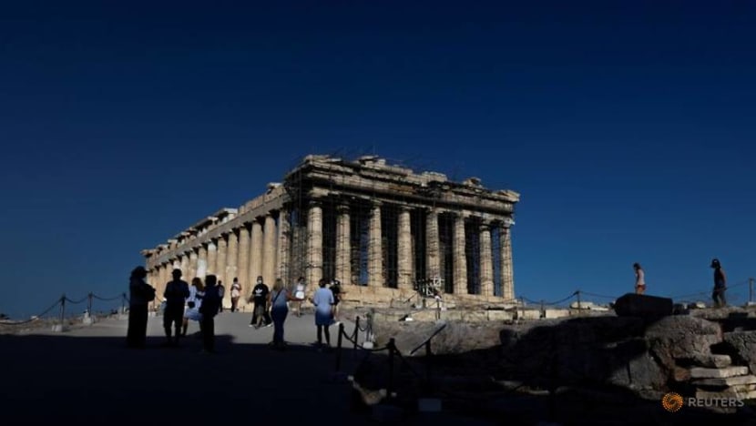 'Welcome to global warming': Greece warns against unnecessary work as temperatures soar 'Welcome to global warming': Greece warns against unnecessary work as temperatures soar