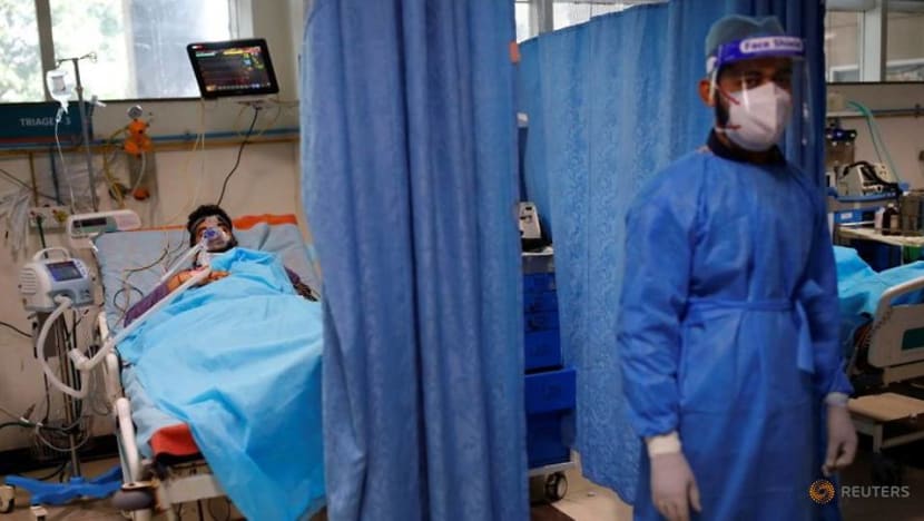 India turns to ex-army medics as COVID-19 surge sparks calls for lockdown India turns to ex-army medics as COVID-19 surge sparks calls for lockdown