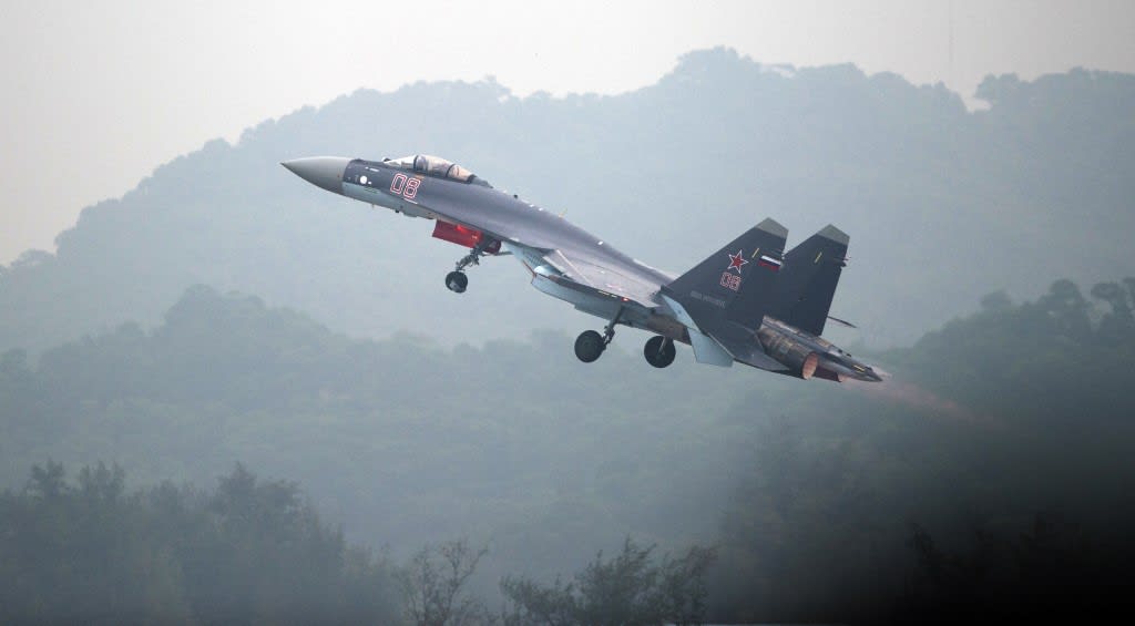 A Sukhoi SU-35 fighter jet takes off during a test flight ahead of the Airshow China 2014 in Zhuhai, South China's Guangdong province on Nov 10, 2014.