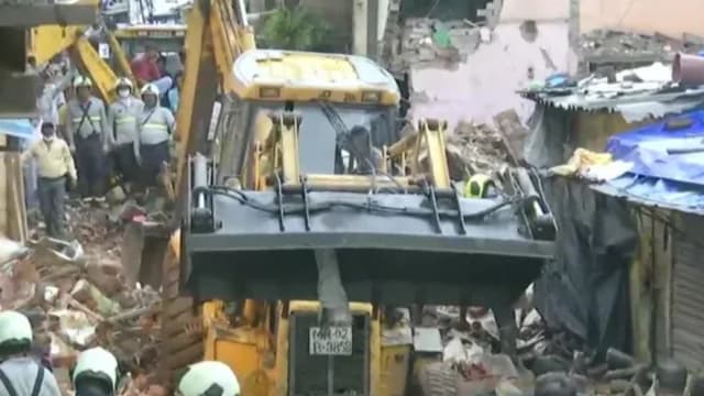 孟买建筑物坍塌 至少11人死