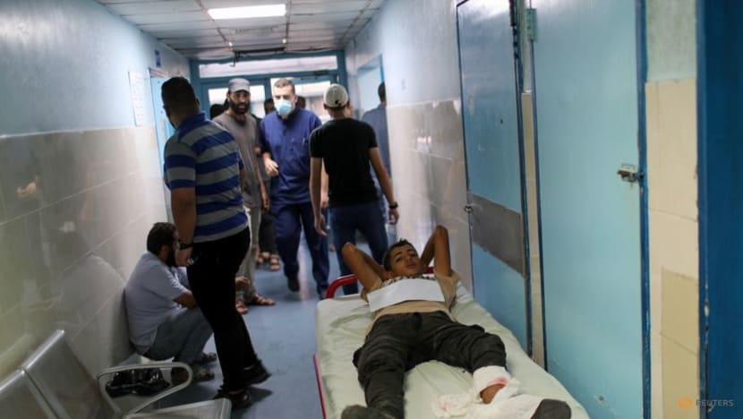Israeli aircraft strike Hamas sites in Gaza after border clashes Israeli aircraft strike Hamas sites in Gaza after border clashes
