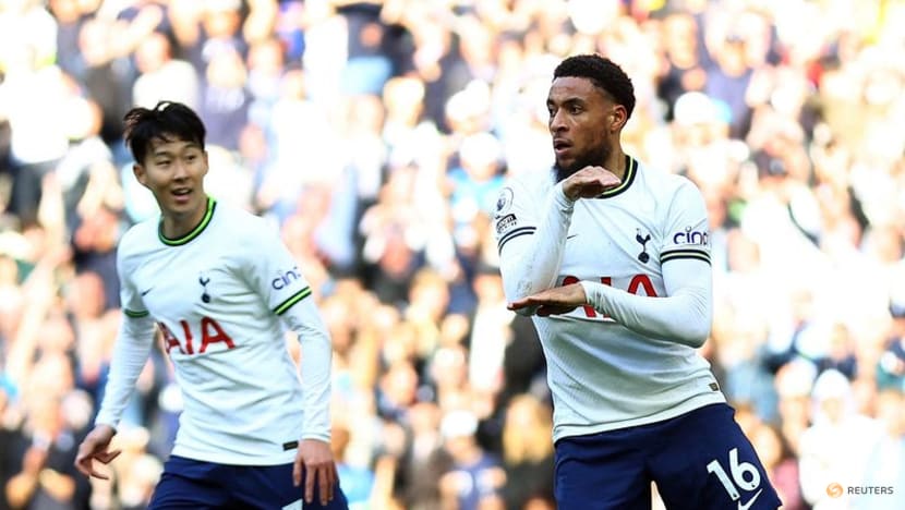 Tottenham blow top-four chance in defeat by Bournemouth Tottenham blow top-four chance in defeat by Bournemouth