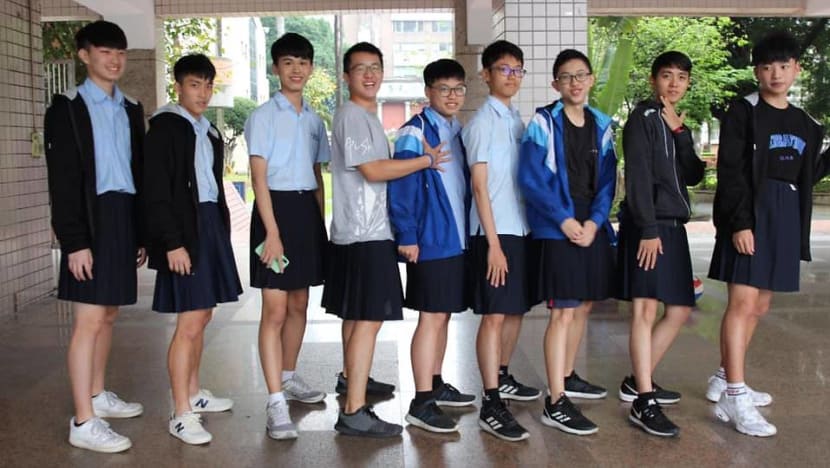 Boys can wear skirts under Taiwan school's gender-neutral uniform plan Boys can wear skirts under Taiwan school's gender-neutral uniform plan