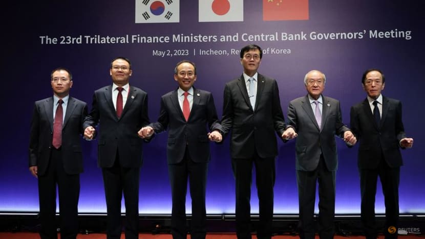 Japan, South Korea hold first finance leaders' meeting in 7 years