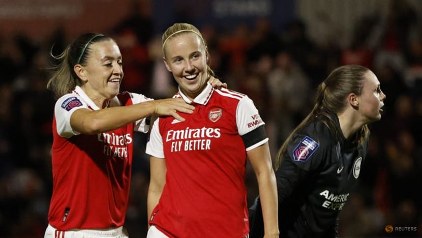 Mead double helps Arsenal to 4-0 WSL win over Brighton Mead double helps Arsenal to 4-0 WSL win over Brighton