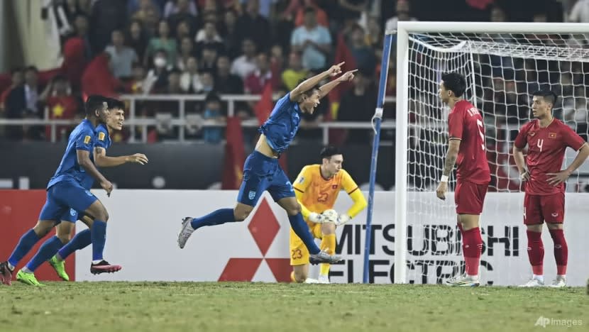Vietnam terikat 2-2 lawan Thailand dalam perlawanan pertama peringkat akhir Piala AFF