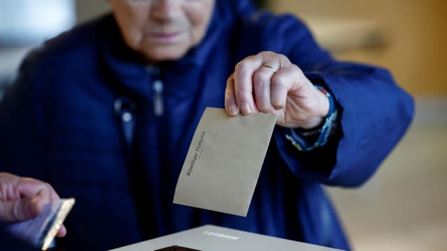 法国举行国会选举第二轮投票
