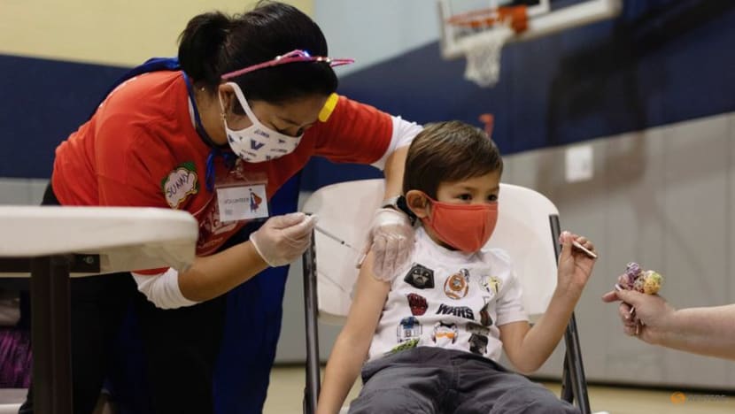US rolls out COVID-19 vaccine for younger children US rolls out COVID-19 vaccine for younger children