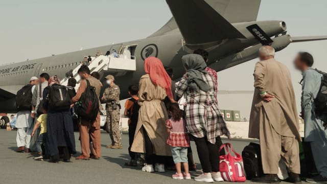 我国空军已将149名阿富汗疏散者送抵德国