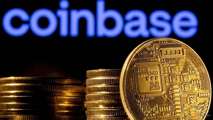 Crypto exchange Coinbase posts smaller loss on cost cuts, more revenue sources 