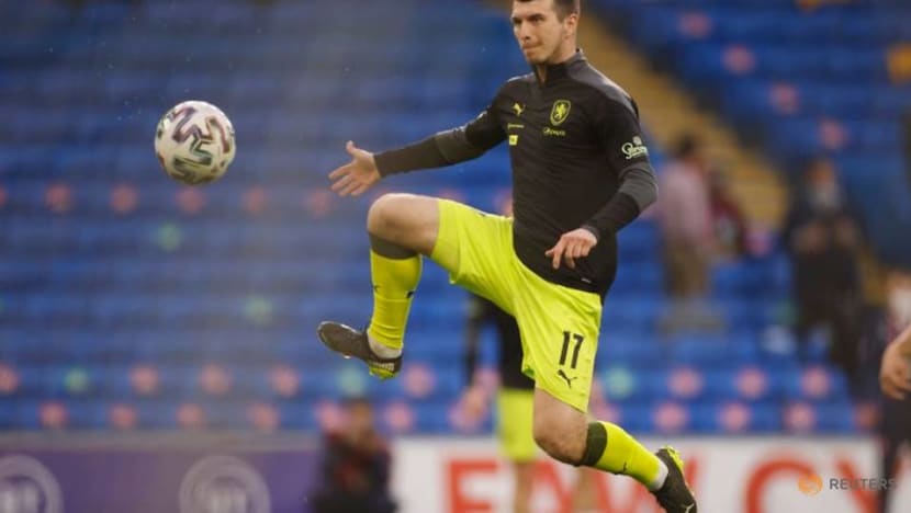 Soccer-Czechs save spot for banned Slavia defender Kudela in Euro 2020 squad Soccer-Czechs save spot for banned Slavia defender Kudela in Euro 2020 squad