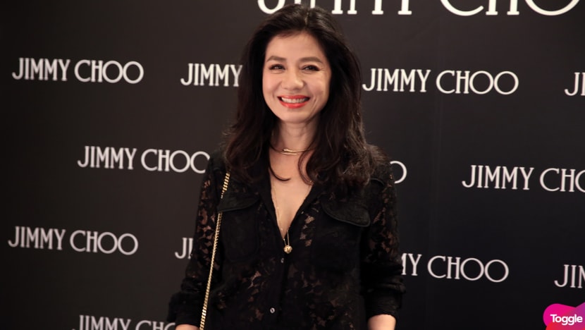 “Goddess” Cherie Chung is still sexy, free and single “Goddess” Cherie Chung is still sexy, free and single