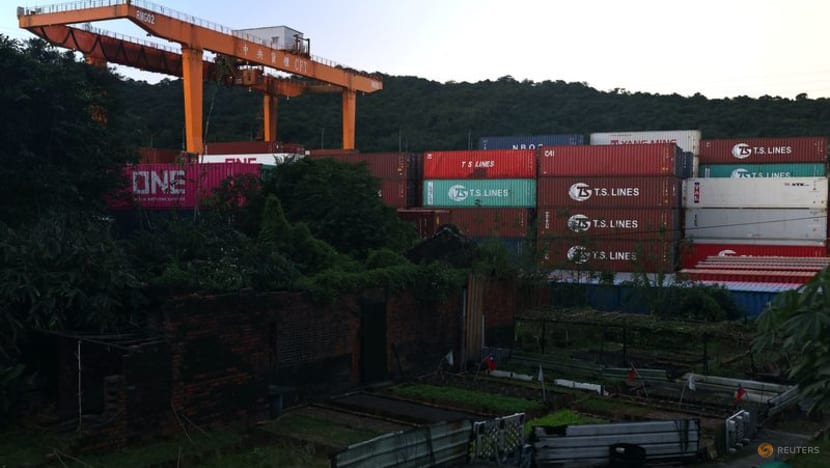 Taiwan Sept export orders contract, but strong electronics sales reported Taiwan Sept export orders contract, but strong electronics sales reported