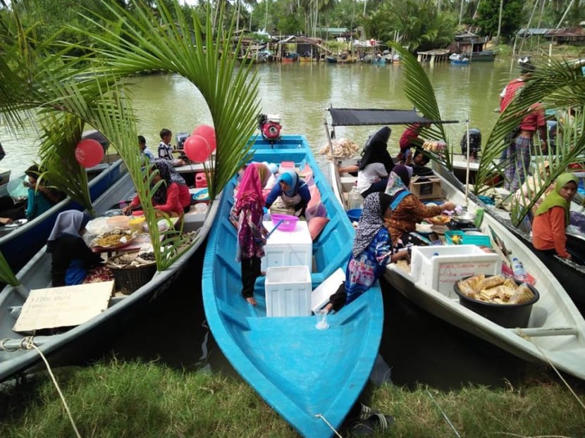 In Kelantan, there are three floating markets where visitors can get their fix of traditional Malay food.