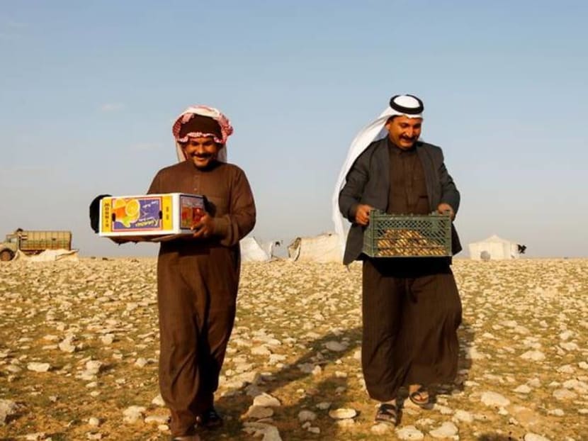'A blessing from God': Iraqi truffle hunters unearth desert harvest 'A blessing from God': Iraqi truffle hunters unearth desert harvest