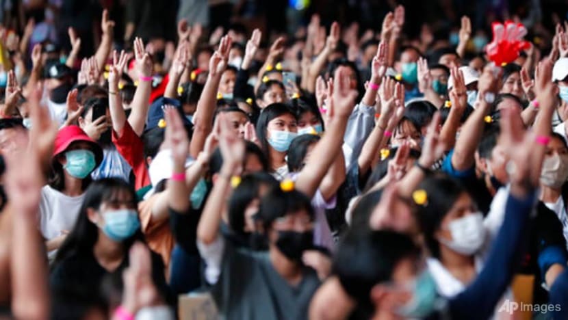 Thai school students protest against government, demand reform Thai school students protest against government, demand reform