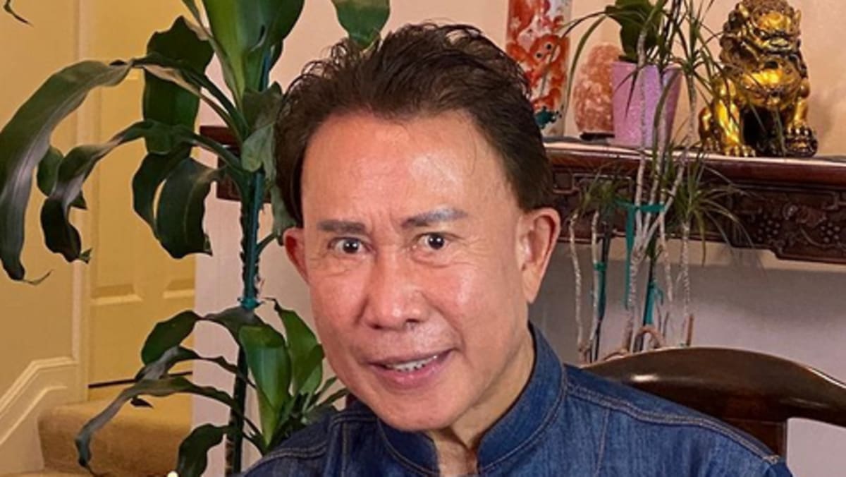 Empat dekade kemudian, koki TV Martin Yan menghadapi penonton baru dan dunia baru