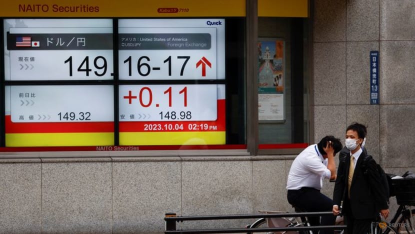 BOJ data suggests mysterious yen spike wasn't intervention